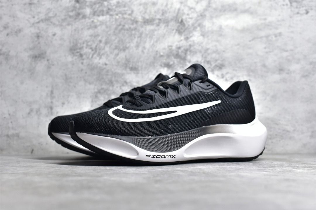 All black zoom fly cheap
