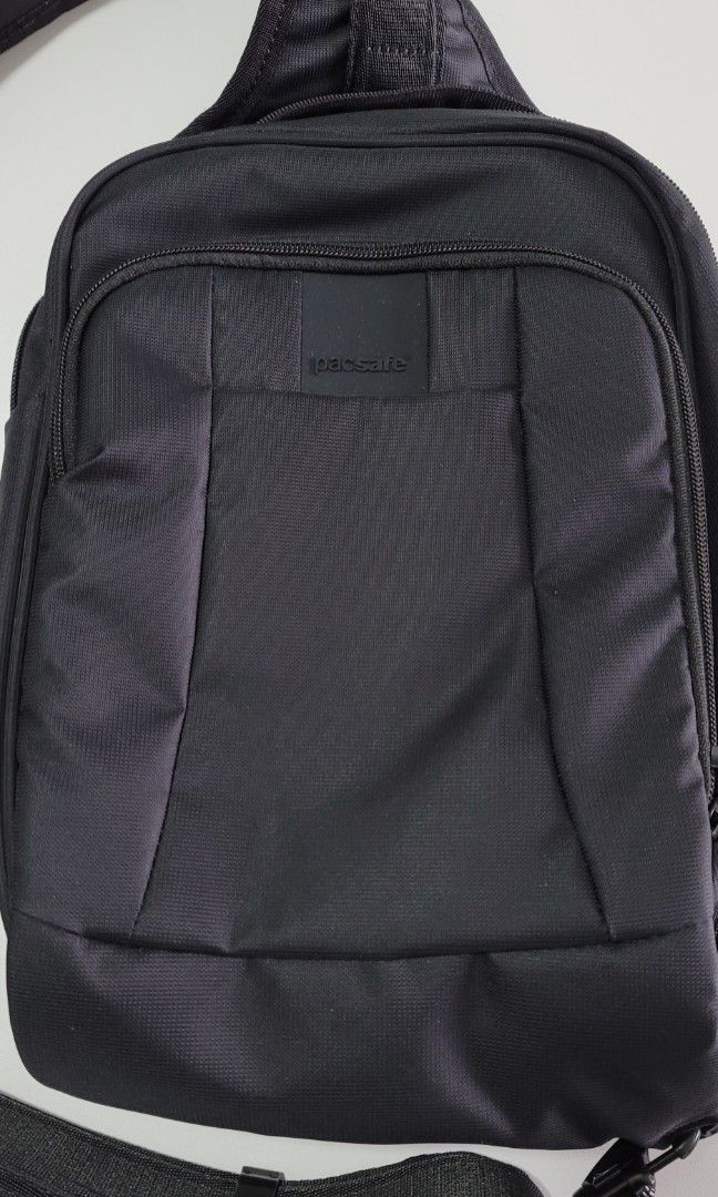 Pacsafe metrosafe store ls150 review