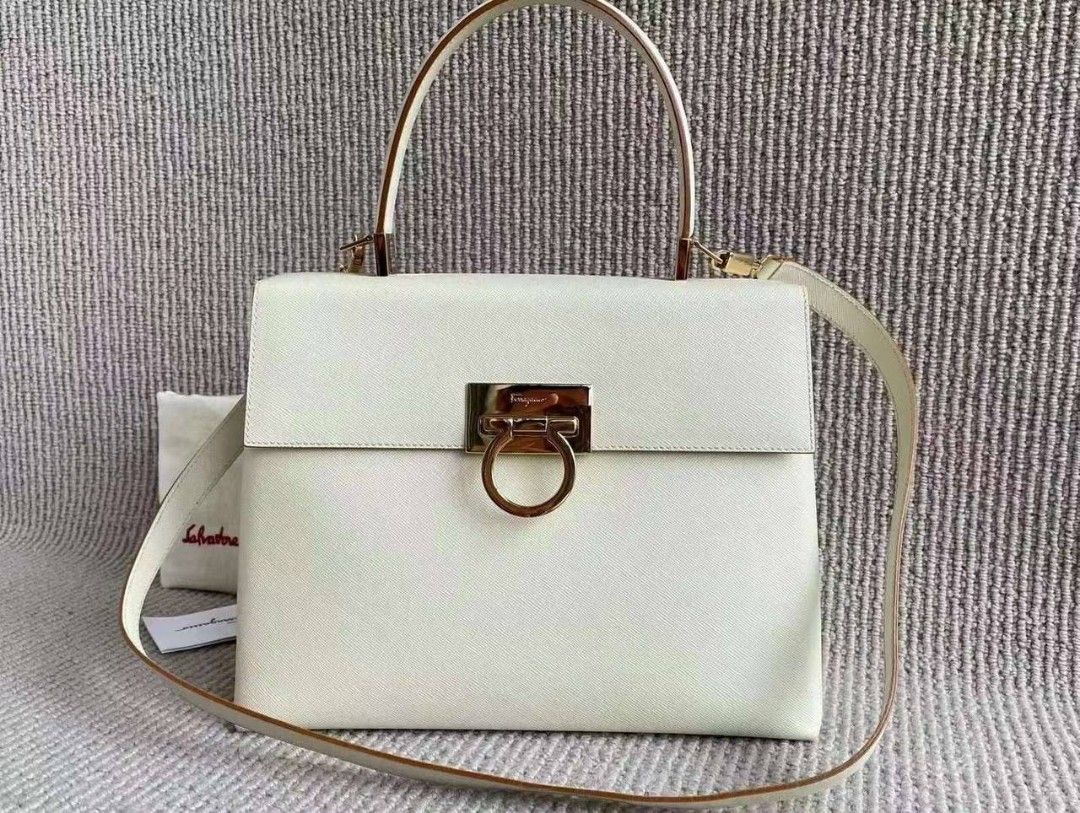 Salvatore ferragamo museum hot sale bag