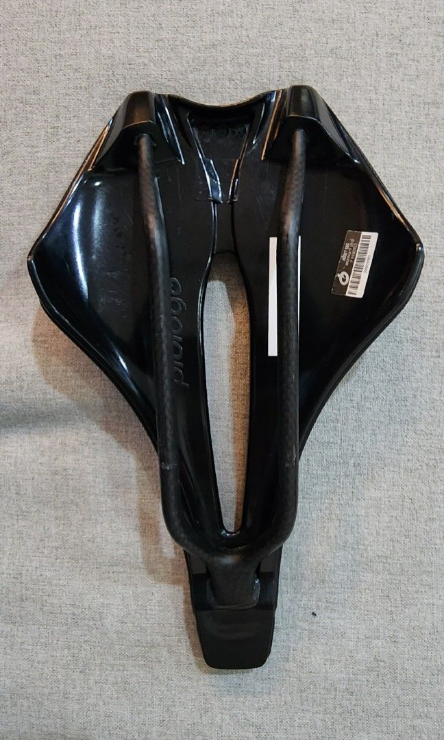 Prologo Saddle Carbon, Sports Equipment, Bicycles & Parts, Parts