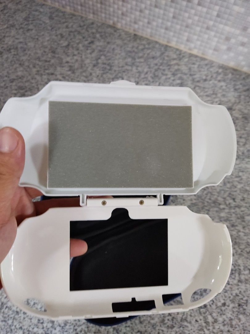 PS VITA SLIM CASE GUNDAM, Video Gaming, Gaming Accessories, InGame