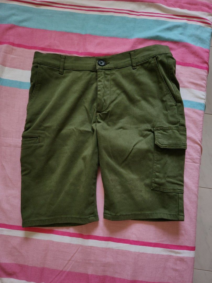 River Island cargo shorts size w30 Men s Fashion Bottoms Shorts