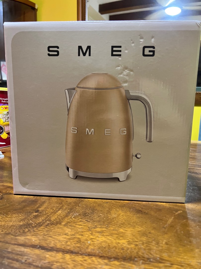 SMEG kettle, TV & Home Appliances, Kitchen Appliances, Kettles