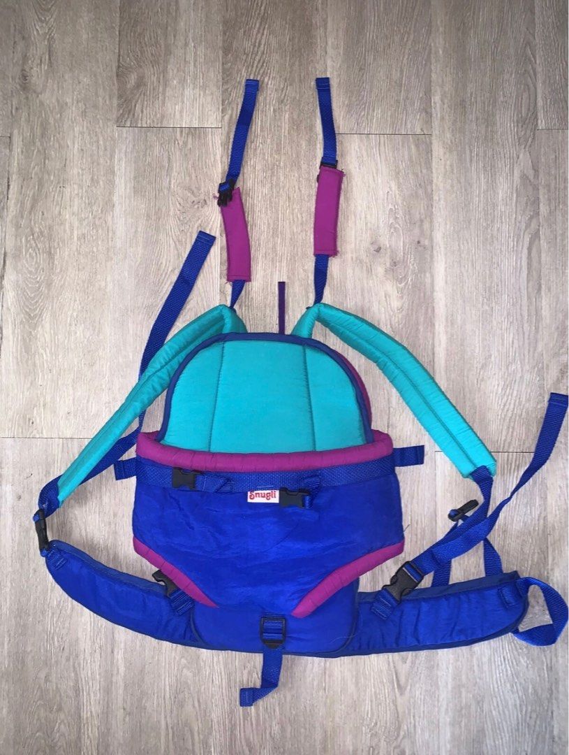 Snugli Baby Carrier (Category: Carriers & Slings) located in Batangas. Submitted by declut.tingz (Listing ID 1201419818, Image 2). Description: Super matibay Barely used From US .