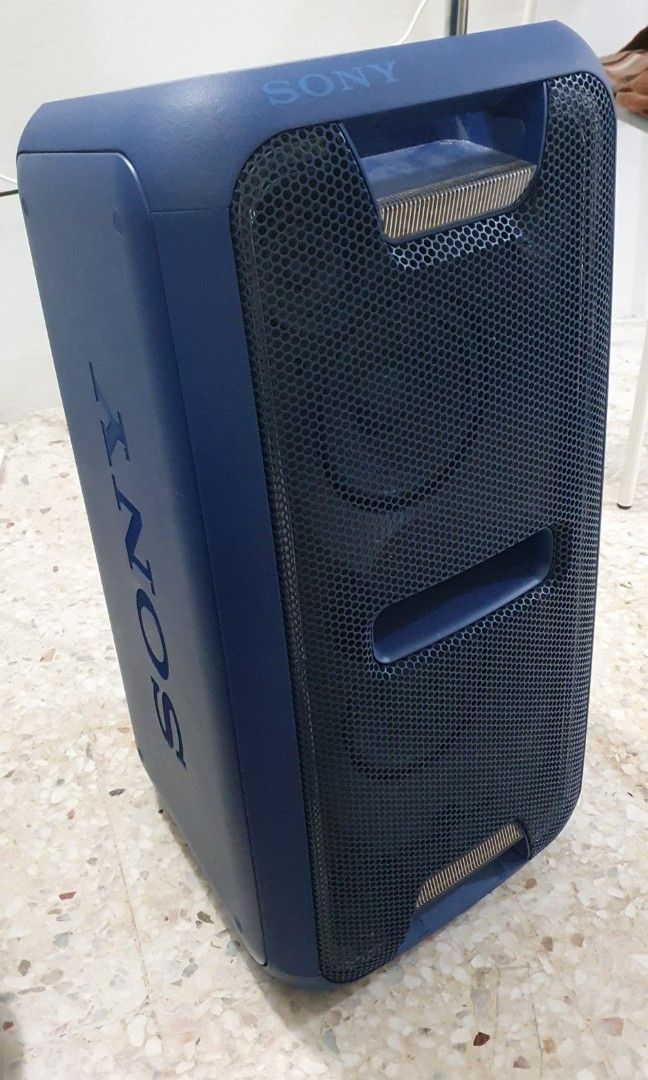 SONY GTKXB7, Audio, Portable Music Players on Carousell