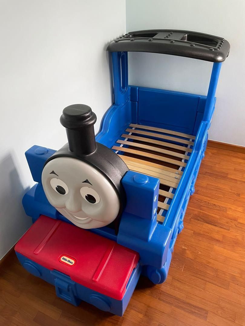 Thomas the Tank Engine Bed from Thomas and Friends Series, Hobbies