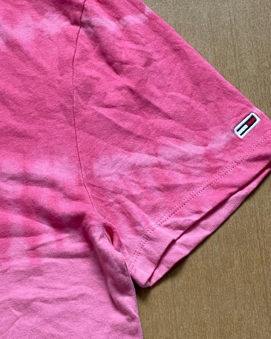 TOMMY JEANS (Category: Tshirts & Polo Shirts ) located in Angeles City. Submitted by alienstuff01 (Listing ID 1201420575, Image 3). Description: Size: medium Dimensions Width: 19 Length: 28 Condition: Excellent with tag Issues/flaws: None.