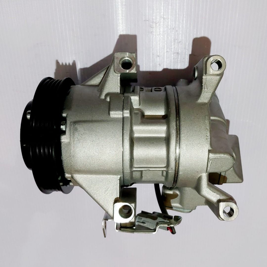 Toyota Yaris AC Compressor, Car Parts & Accessories, Engine and Aircon