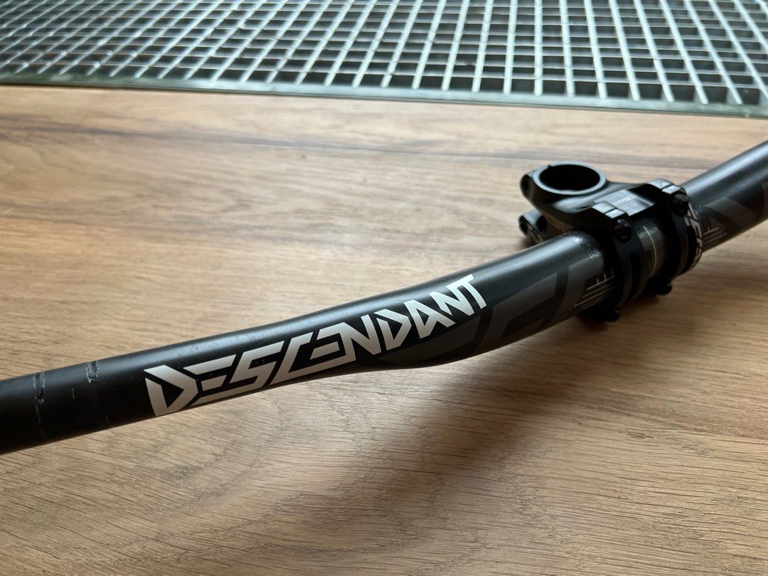 Descendant handlebar store