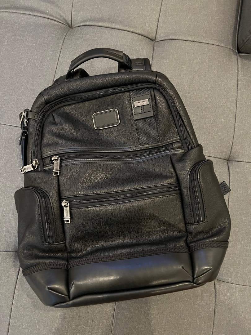 TUMI KNOX BLACK LEATHER BACKPACK Men s Fashion Bags Backpacks on Carousell