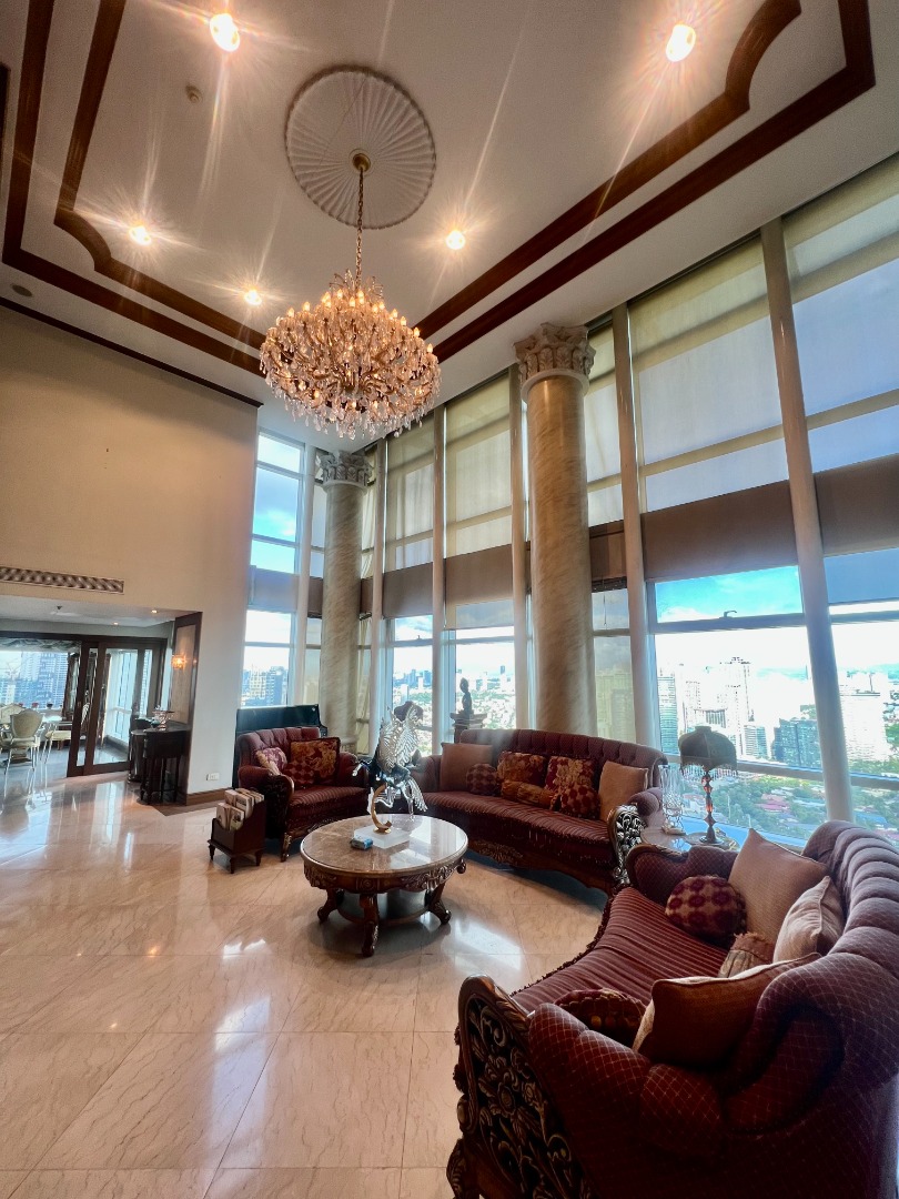 View of Luxury penthouses for sale in the USA - Tranio