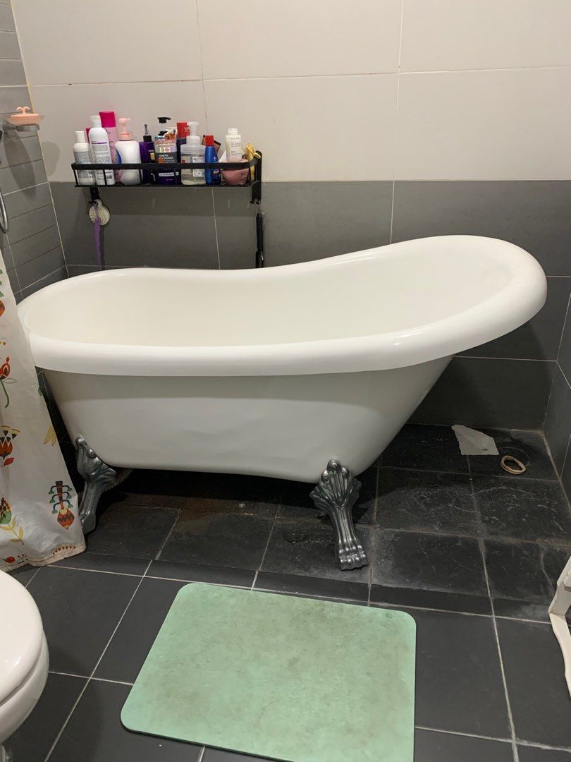 Used bathtub Furniture Home Living Bathroom Kitchen Fixtures