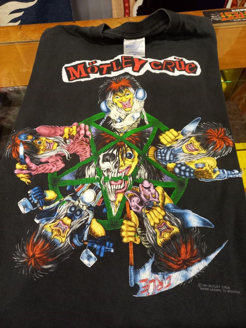 Motley crue 2025 pentagram shirt