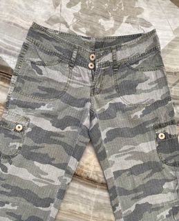 W. Lo Woman’s Camouflage Pants
