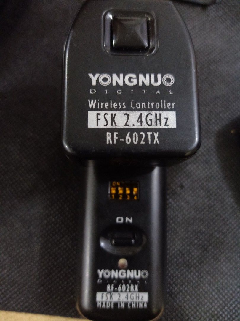 Yongnuo remote flash nikon (Category: Flashes) located in Las Pinas. Submitted by the_recycle_shop (Listing ID 1201382640, Image 2). Description: not tested big part powers on small part no battery to test 2 pieces only.