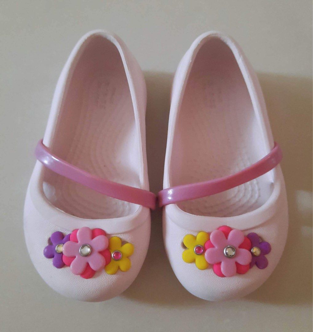 Crocs lina sales flat toddler