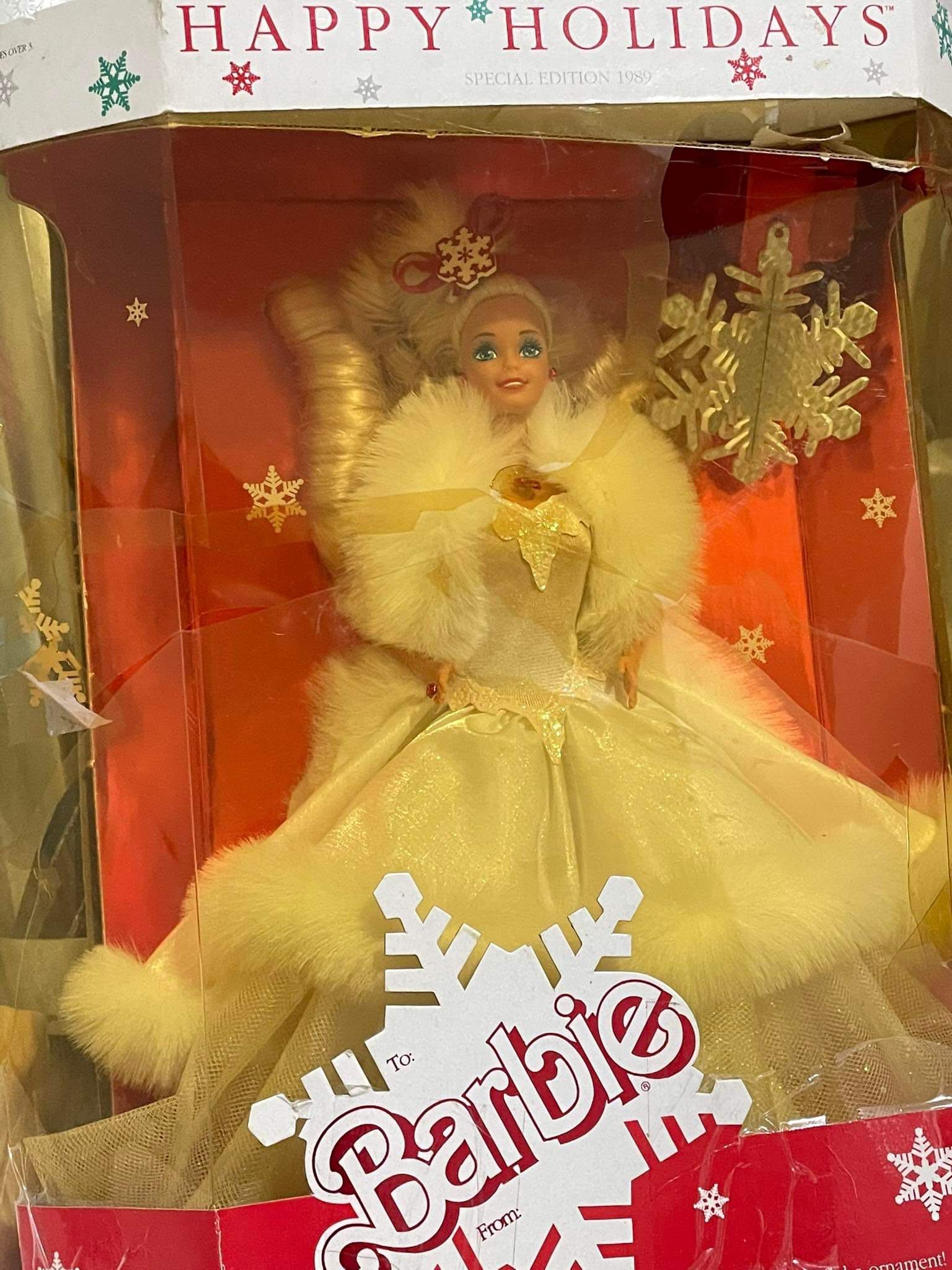 1989 Holiday Barbie, Hobbies & Toys, Toys & Games on Carousell