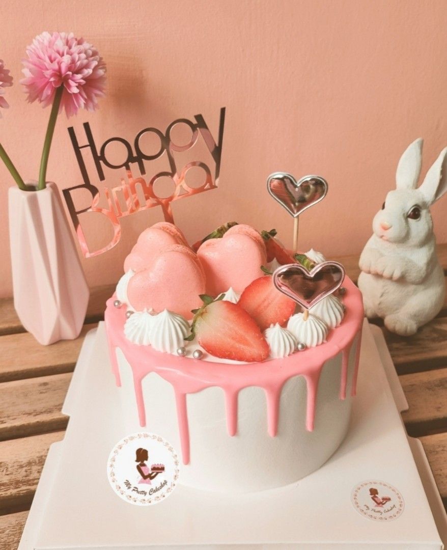 Order Pinky Peppa Pig Cake Online, Price Rs.949 | FlowerAura