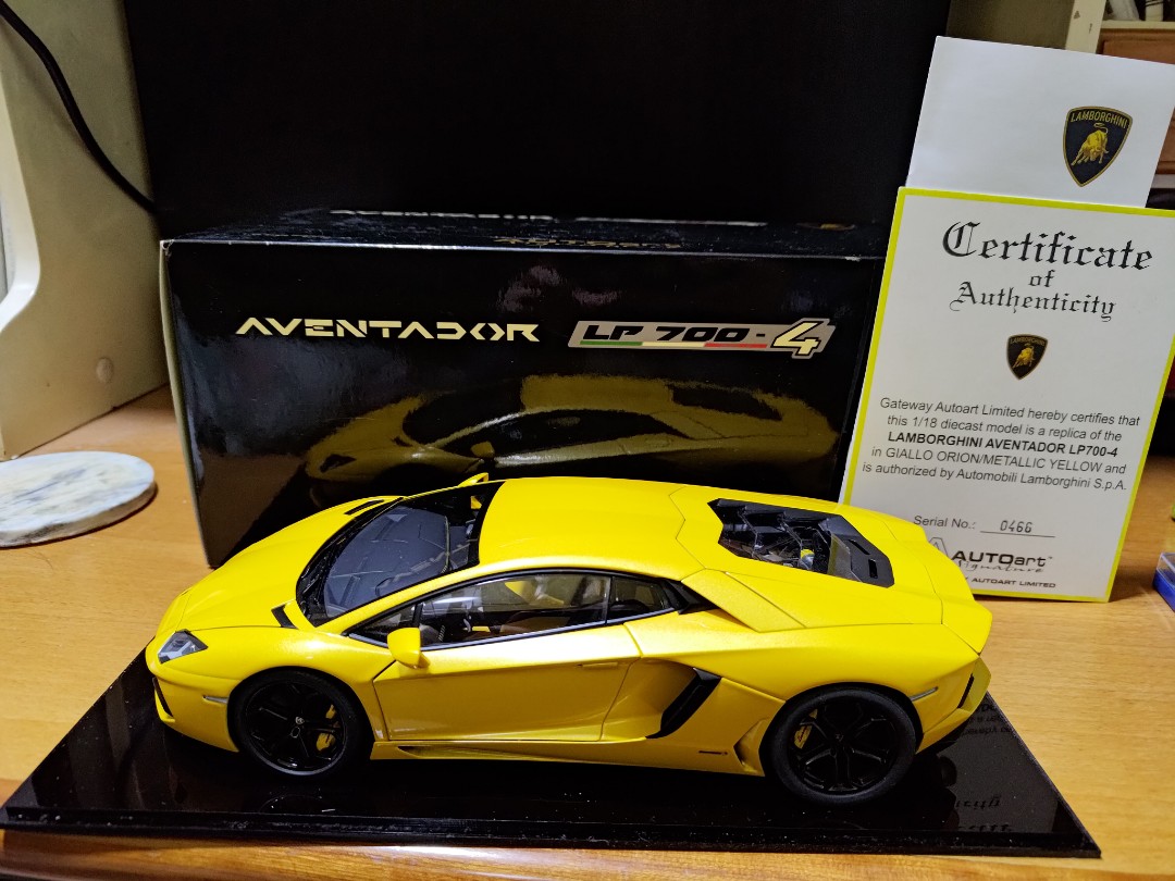即購入可】Lamborghini Aventador LP700-4 1/18 www.pegasusforkids.com