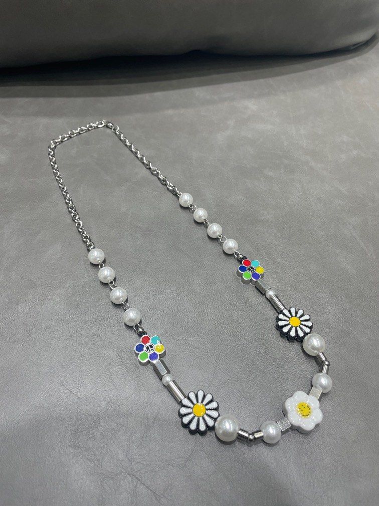 官方現貨） Salute academy flower anarchy smile necklace, 名牌