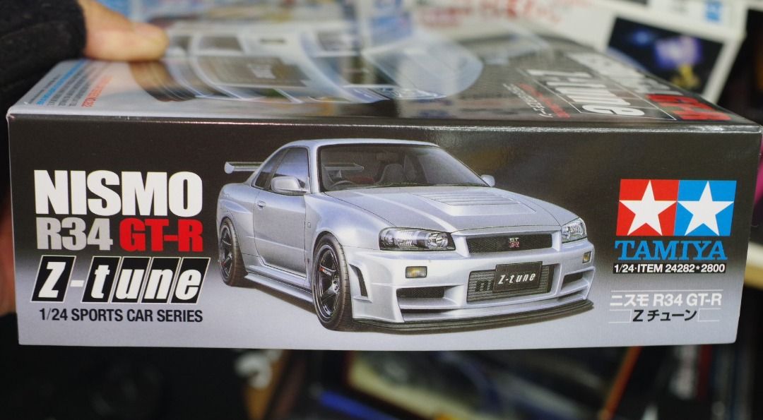 タミヤ模型 スカイライン GTR R34 VSpec2 とR33 プラモデル - 模型製作用品