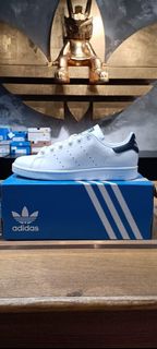 (Category: ) located in . Submitted by BellaShoppers (Listing ID 1201623368, Image 1). Description: .