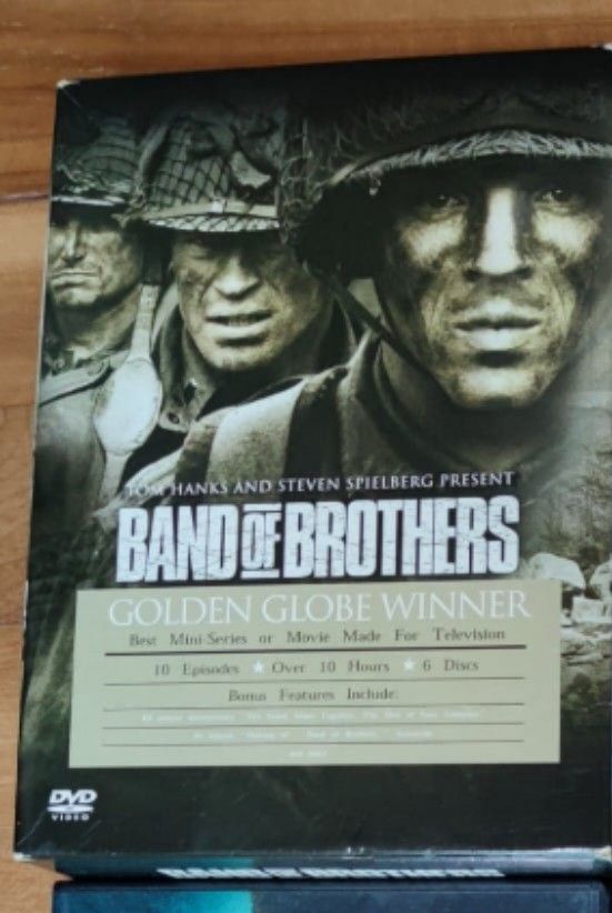 Band of Brothers DVD box set original, Hobbies & Toys, Music & Media, CDs & DVDs on Carousell