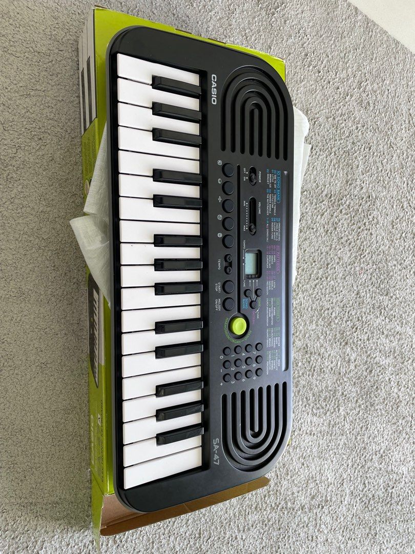 Casio Keyboard, Hobbies & Toys, Music & Media, Musical Instruments on Carousell