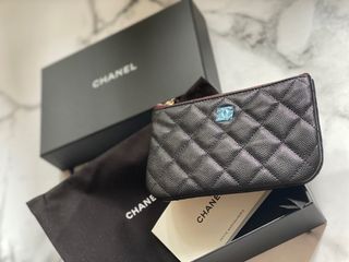 Shop CHANEL Zipped Coin Purse (AP3402 B12928 10601) by Stay-Gold.Japan