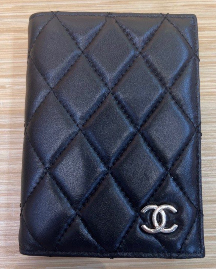 Chanel Passport Holder, 其他, 其他 Carousell