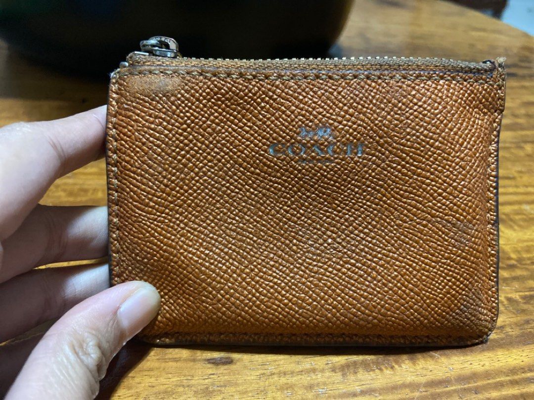 Buy the Coach wallet | GoodwillFinds