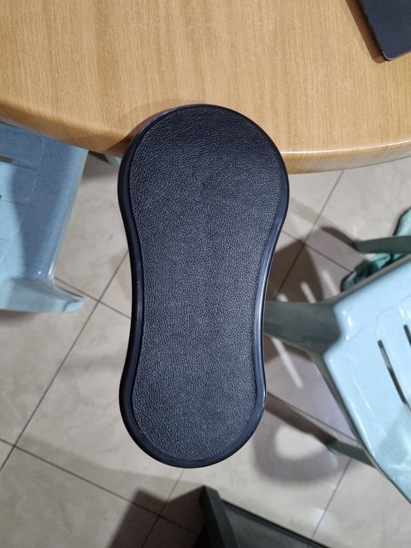 Computer arm support, Computers & Tech, Parts & Accessories, Other