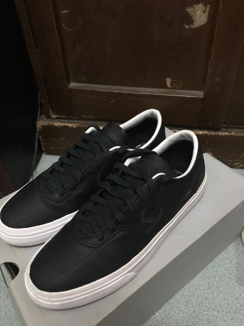 Converse cons louie lopez pro leather, Fesyen Pria, Sepatu , Sneakers