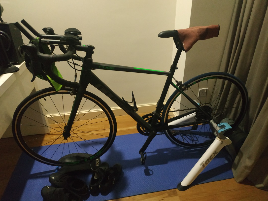 Cube attain black n flashgreen deals