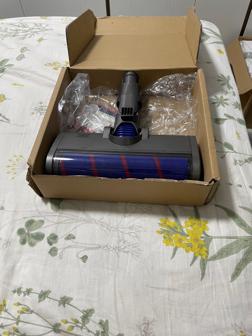 Dyson V6 compatible floor roller head soft brush, TV & Home Appliances