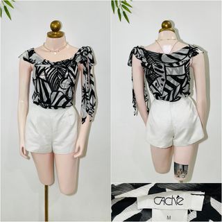 Elegant Geometric Print Mesh Top