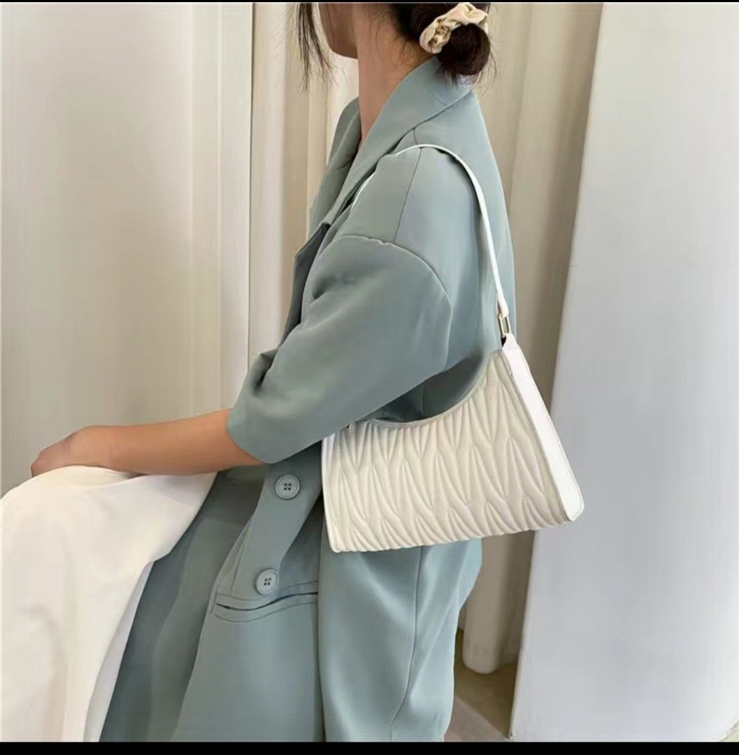 Women's Small Korean Style Shoulder & Crossbody Bag, Casual Pleated Design, Underarm  Bag