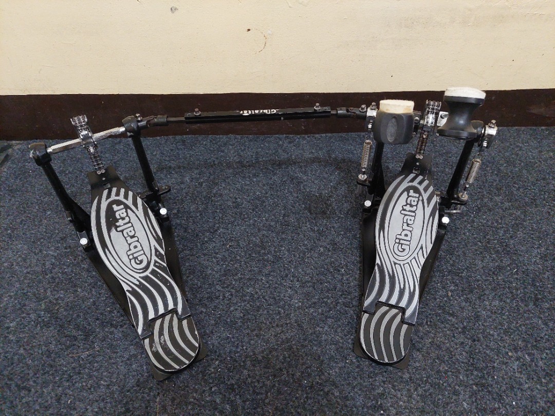 Gibraltar 3311DB Double Pedal Drum Pedal drumset, Hobbies & Toys, Music