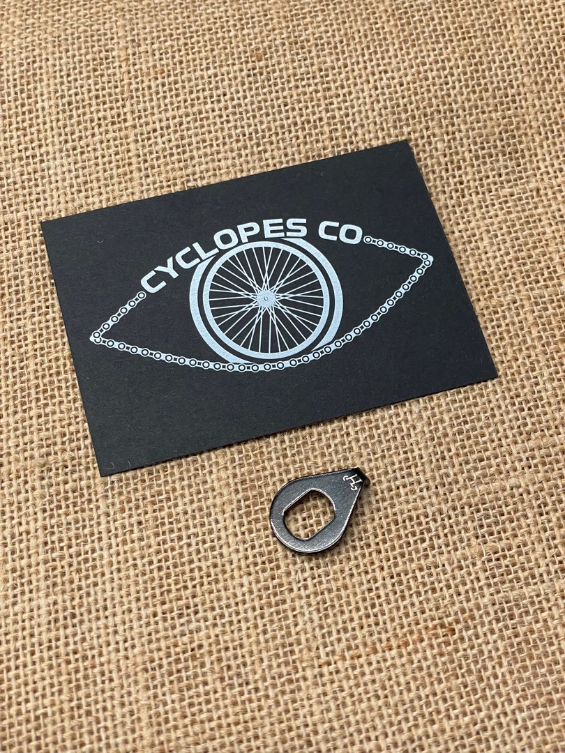 H&H Front Wheel RH Tabbed Washer, Sports Equipment, Bicycles & Parts