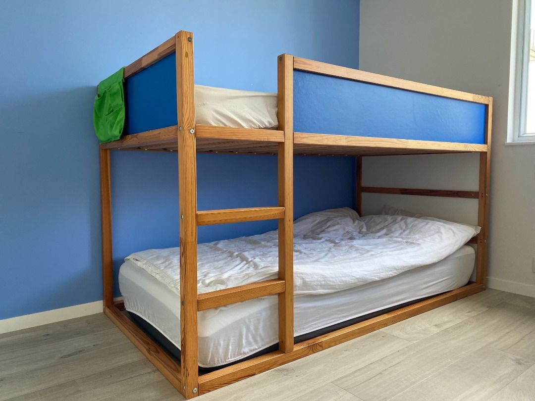 IKEA Kura Bunk bed with mattress & tent, 傢俬＆家居, 傢俬, 床架及床褥 Carousell