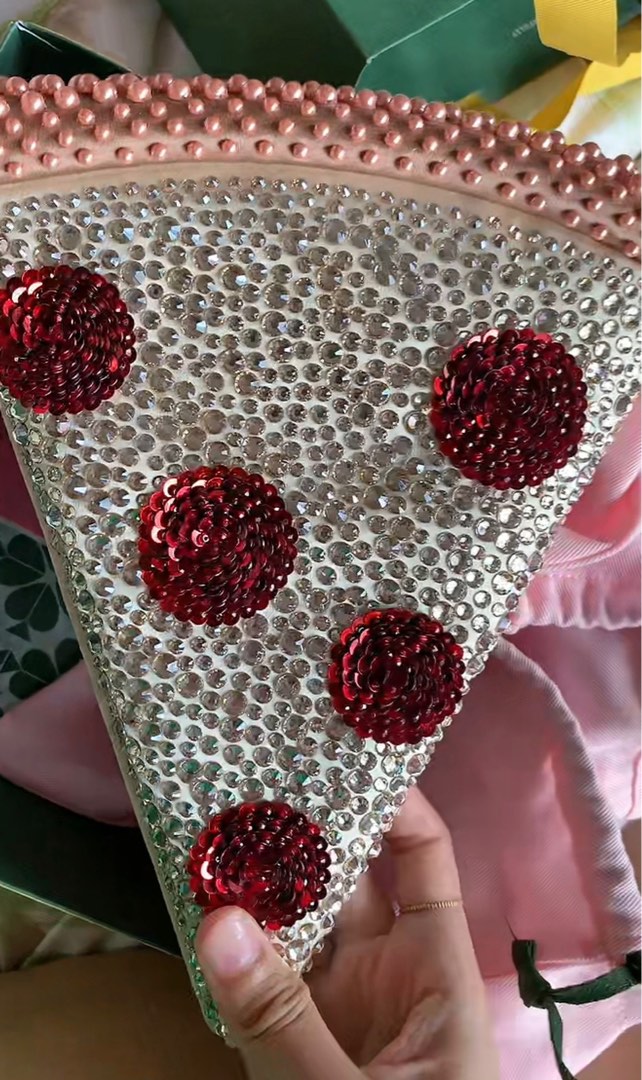KATE SPADE RARE SLICE PIZZA, Fesyen Wanita, Tas & Dompet di Carousell