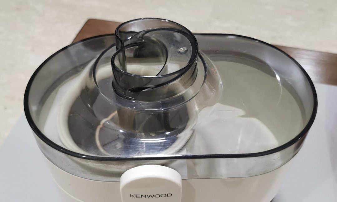 Kenwood Juicer JE500, TV & Home Appliances, Kitchen Appliances, Juicers