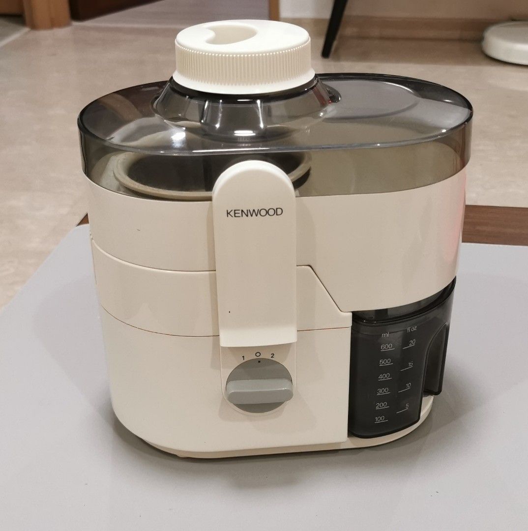 Kenwood Juicer JE500, TV & Home Appliances, Kitchen Appliances, Juicers