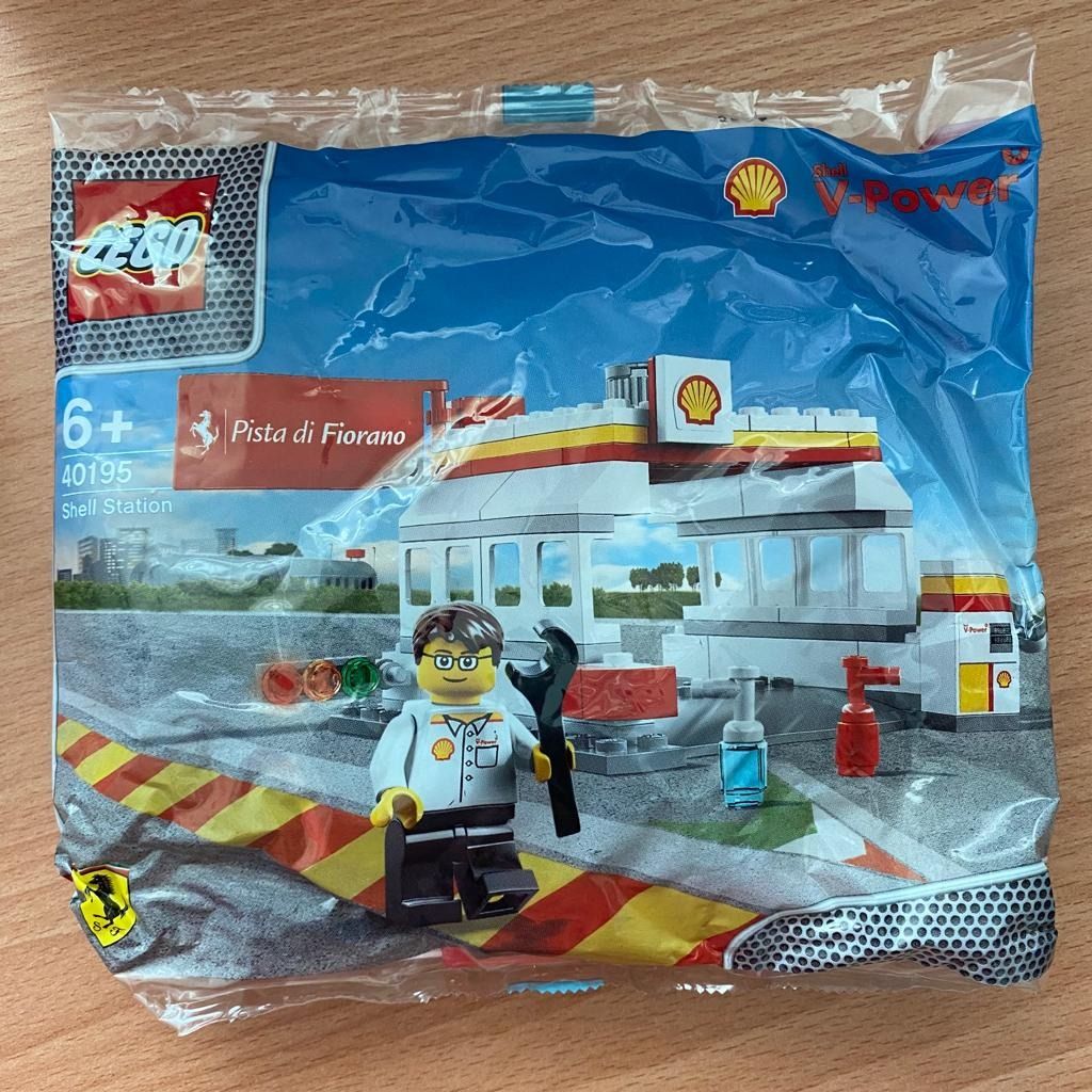 Lego Shell Set 2015, Hobbies & Toys, Collectibles & Memorabilia, Fan ...