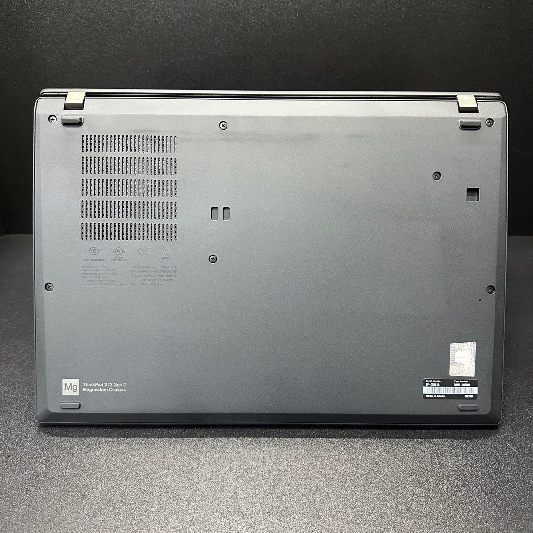 JC0393 未使用に近い レノボ Thinkpad X13 メモリ 32GB 美品 office2019