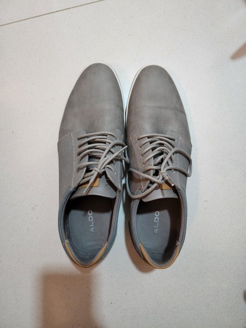 like new EU size 44 Aldo men s Grey leather shoes