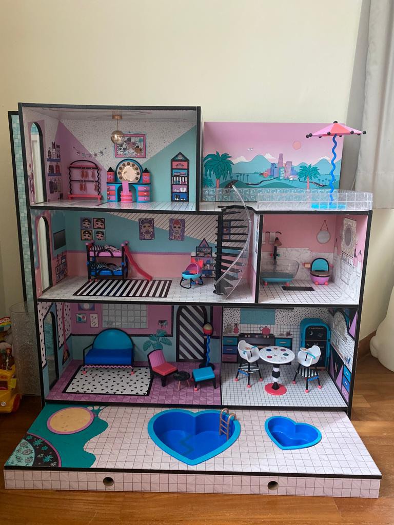 LOL Dollhouse & Dolls, Hobbies & Toys, Toys & Games on Carousell