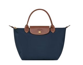 (Category: ) located in . Submitted by hommesgoods (Listing ID 1201608051, Image 1). Description: .