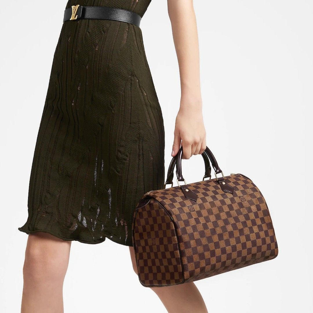 Louis Vuitton LV Vintage Speedy 30 Handbag, Luxury, Bags & Wallets on  Carousell