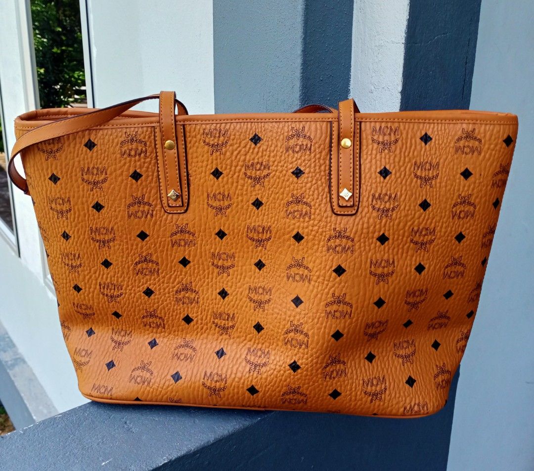 MCM Anya Tote Bag Túi xách thời trang đa năng cho quý cô Nhấp để xem